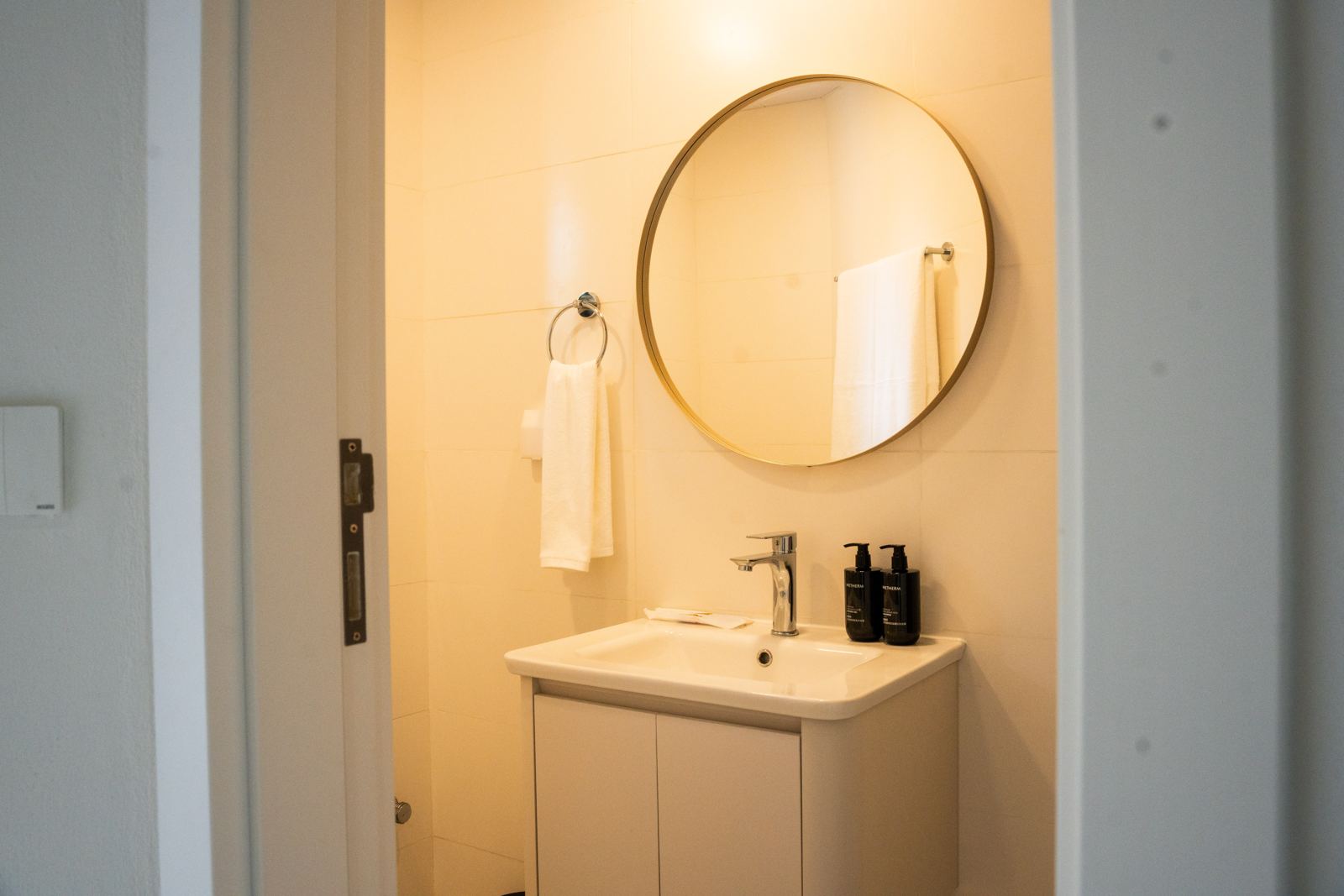 Modern bathroom
